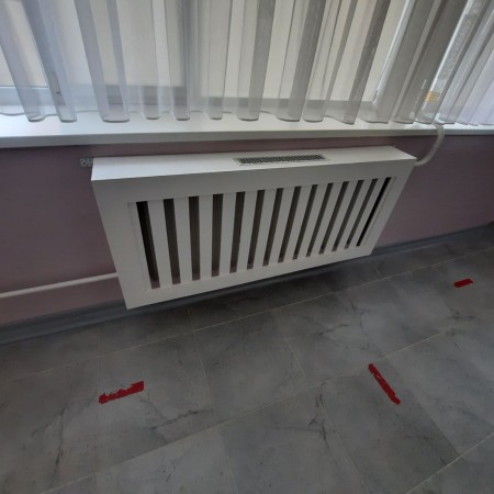 Ecran decorativ pentru radiator , model vertical alb V-7 Ecran decorativ pentru radiator , model vertical alb V-7