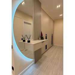 Oglinda iluminare led perete hol 