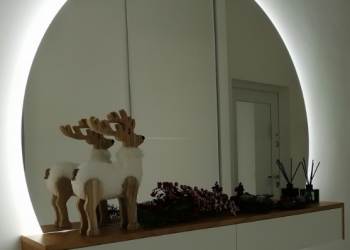 Радиусное зеркало с подсветкой   V-23