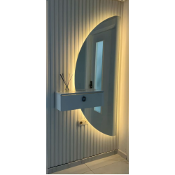 Oglinda iluminare led perete hol 